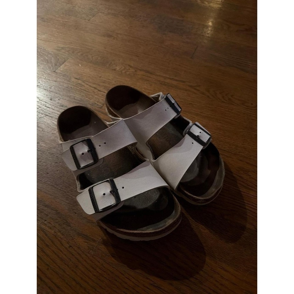 Birkenstock Arizona sandals two straps with adjustable buckles white 39